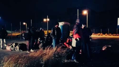 Αλαλούμ με τους μετανάστες σε Φάληρο και Ελληνικό