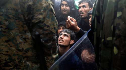 O Guardian ανακήρυξε φωτογράφο της χρονιάς 2015 τον Γιάννη Μπεχράκη