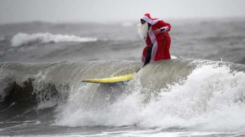 Ανοιξιάτικα τα Χριστούγεννα από το Λονδίνο ως τη Μόσχα