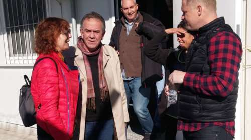 Το τετ α τετ της  Σάραντον με τον Μουζάλα στη Λέσβο