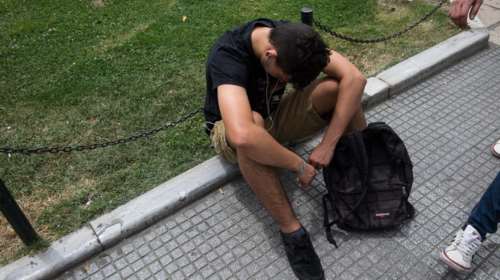 Σπάει κοντέρ η απαισιοδοξία των Ελλήνων και για το 2016