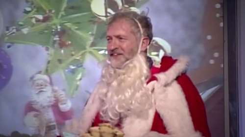 Γιατί ο ηγέτης των Εργατικών στη Βρετανία απαρνήθηκε τα Χριστούγεννα