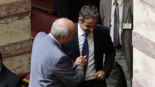 Χριστουγεννιάτικος καυγάς για την ηγεσία της ΝΔ