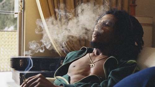 «Βάλτε τους να ακούσουν λίγο Bob Marley»: τι είπαν διασημότητες για το ISIS