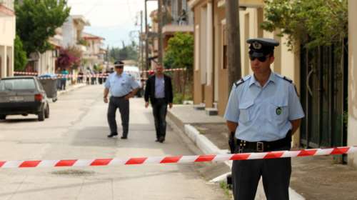 Τραγωδία με δύο ηλικιωμένα αδέλφια στα Εξάρχεια