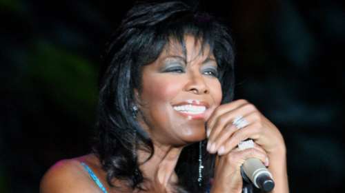 Πέθανε η θρυλική τραγουδίστρια της σόουλ Νάταλι Κόουλ