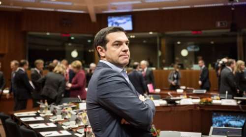 Tο Bloomberg ανησυχεί πάλι για τράπεζες και καταθέσεις