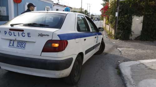 Συναγερμός από ύποπτες κινήσεις στην οικία Κατρούγκαλου