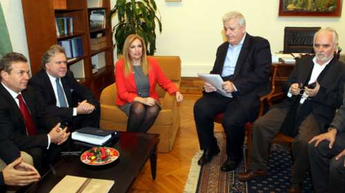 Μεσοσταθμική 15% μείωση στις κύριες συντάξεις από 750 ευρώ βλέπει το ΠΑΣΟΚ