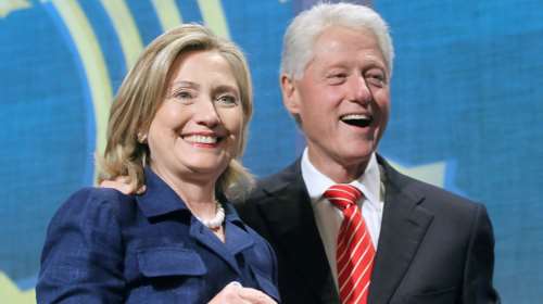 Ο Μπιλ Κλίντον θυμάται πώς ερωτεύτηκε την Χίλαρι