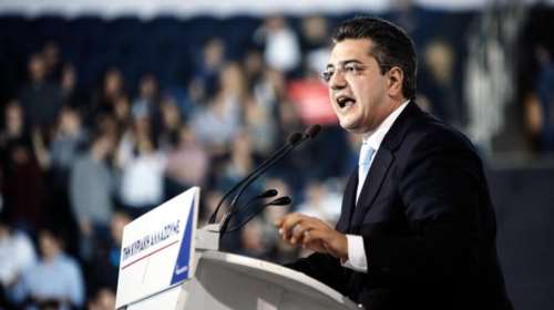 Παρασκήνιο με Τζιτζικώστα: Ψήφος κατά συνείδηση