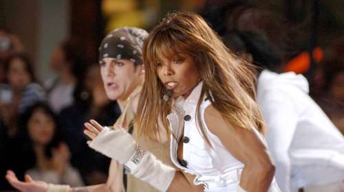 Τρομάζουν οι φήμες για την υγεία της Τζάνετ Τζάκσον