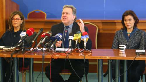 Στους εργοδότες το 13,5% των εισφορών για τα μπλοκάκια