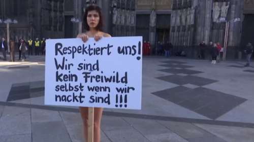 Κολωνία: Γυμνή διαμαρτυρία μπροστά σε Εκκλησία για τις επιθέσεις