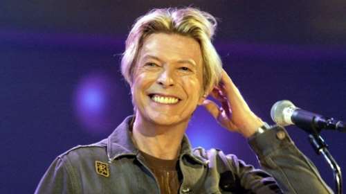 Μπάουι: Σε δευτερόλεπτα οι 50 ετών μεταμορφώσεις του