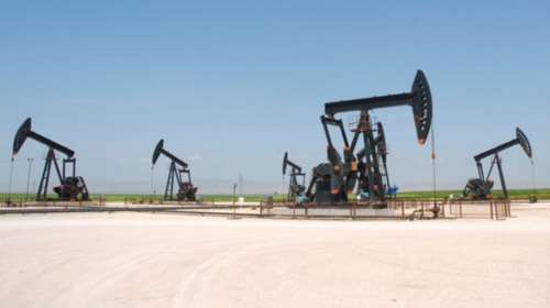 Οδοιπορικό του RT σε πετρελαιοπηγή που ελέγχουν οι Κούρδοι στη Συρία-βίντεο