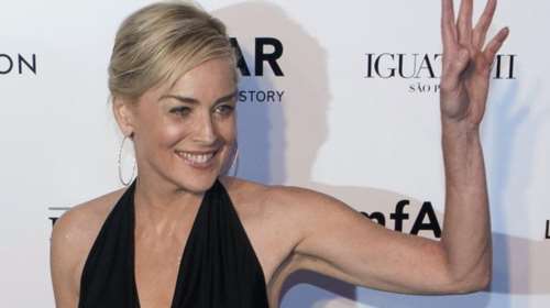 Δεν θα το πιστεύετε: Κι όμως είναι η Σάρον Στόουν!