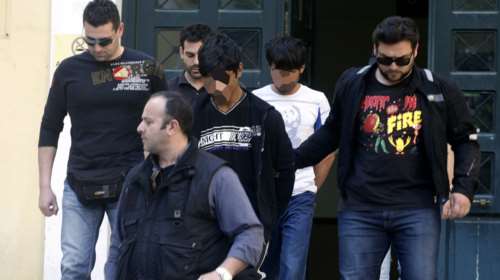 Ράγισε καρδιές στο δικαστήριο η χήρα του Μανώλη Καντάρη