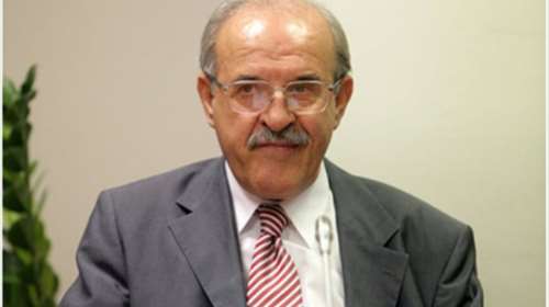 Καρφιά στην κυβέρνηση από τον επικεφαλής της Επιτροπής Ανταγωνισμού