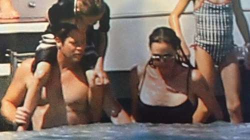 Οργιάζουν οι φήμες για ανορεξία της Τζολί: Εκανε μπάνιο με το φόρεμα!