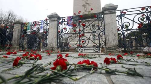 Νταβούτογλου: Ο βομβιστής μπήκε στην Τουρκία ως πρόσφυγας