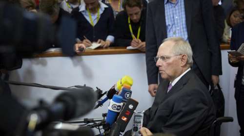 Σόιμπλε: Δεν υπάρχει βιασύνη να κλείσει η αξιολόγηση