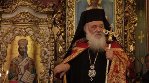 Ιερώνυμος για καύση νεκρών: Ο καθένας αναλαμβάνει την ευθύνη του