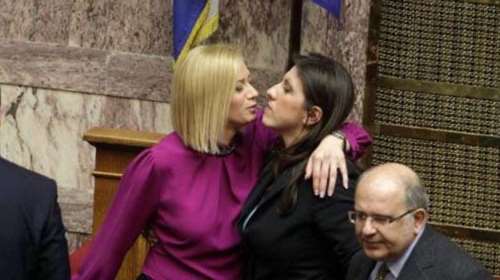 Ζωή και Ραχήλ τραγούδησαν μαζί «το Παπάκι» του Άσημου