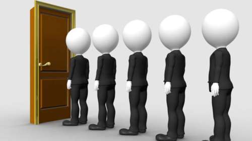 Τρολάρουν την κυβέρνηση για τα ρουσφέτια στο Δημόσιο