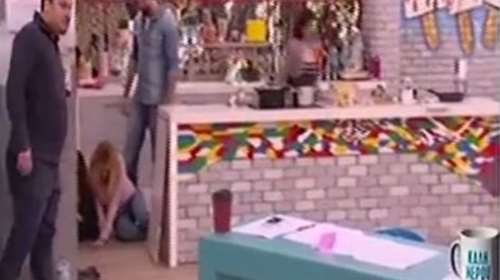 Σωριάστηκε στο πάτωμα η Ντορέττα Παπαδημητρίου - Δείτε το βίντεο