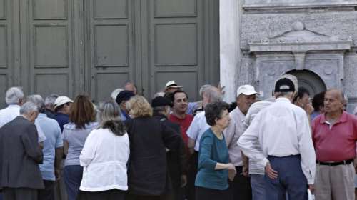Βόμβα στο συνταξιοδοτικό: Διώχνουν με το ζόρι από το Δημόσιο τους 60άρηδες