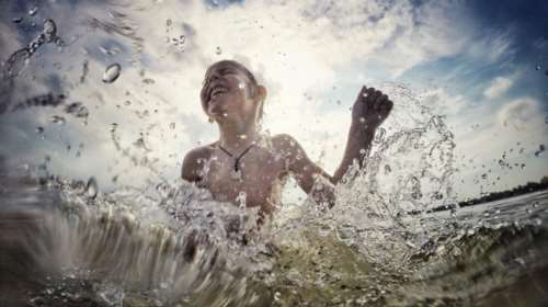 Έκαναν ταξίδι 28.000 χλμ. με το 4χρονο γιο τους για να γνωρίσει τον κόσμο