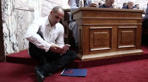 Πληθαίνουν οι φωνές για Εξεταστική Επιτροπή κατά Βαρουφάκη