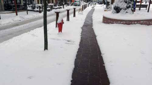 Η ελληνική πόλη που «δεν μασάει» από το χιόνι