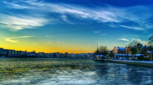 Εξωπραγματική ομορφιά: Οι λίμνες της Στοκχόλμης πάγωσαν