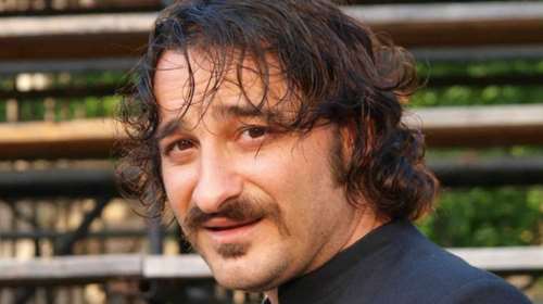 Θύμα τροχαίου και εγκατάλειψης ο Βασίλης Χαραλαμπόπουλος