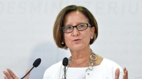 Τον προσωρινό αποκλεισμό της Ελλάδας από τη Σένγκεν ζητά η Βιέννη