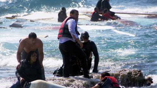 Στις 300 χιλ οι υπογραφές για το Νόμπελ στους νησιώτες