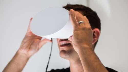 Δημοσιογράφοι δοκιμάζουν σεξ σε εικονική πραγματικότητα