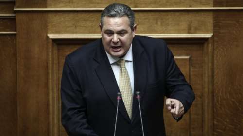 Πως ο Καμμένος «ξέχασε» στη Βουλή τον Κώστα Καραμανλή