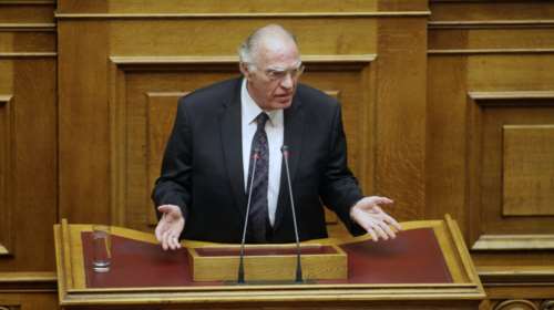 Ο Λεβέντης για τους «παπατζήδες» και το «γλείψιμο»