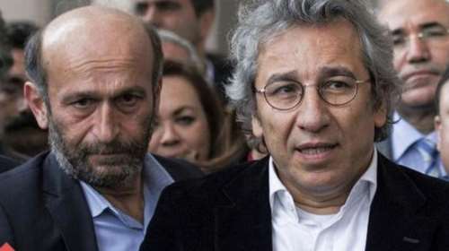Ισόβια για τους δημοσιογράφους της Cumhuriyet