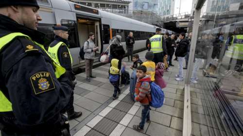 Η Σουηδία προχωρά σε απέλαση 80.000 μεταναστών