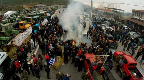 «Μπλακ άουτ» στις εθνικές οδούς σχεδιάζουν οι αγρότες
