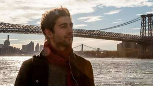 Ηθοποιός κρεμάστηκε την ώρα της παράστασης