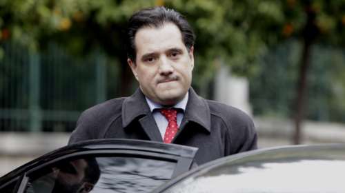 Αδωνις: Εγώ είμαι &quot;κοτούλα&quot; ή ο Λάκης;