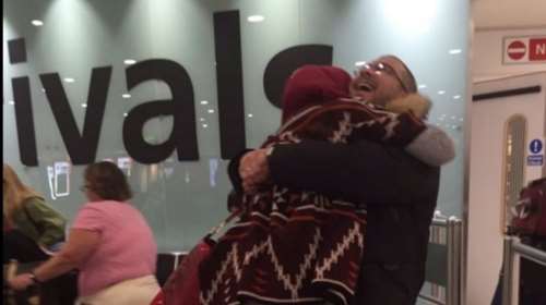 Ενας έρωτας που γεννήθηκε στη φωτιά του πολέμου