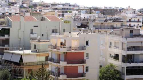 «Μπλόκο» σε επιστροφές φόρων από ακίνητα