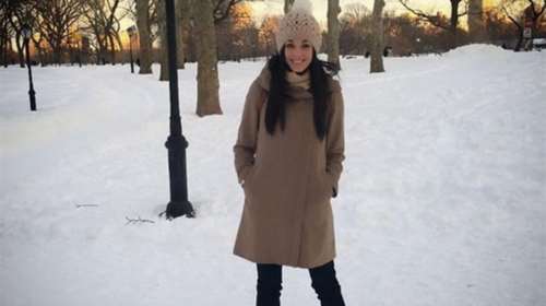 Δείτε κλικ από την ζωή της Ιωάννας Τριανταφυλλίδου στη χιονισμένη Νέα Υόρκη