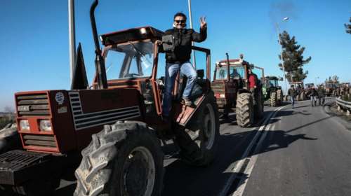 Σήμερα συνεδριάζουν οι αγρότες, κλειστοί δρόμοι και τελωνεία